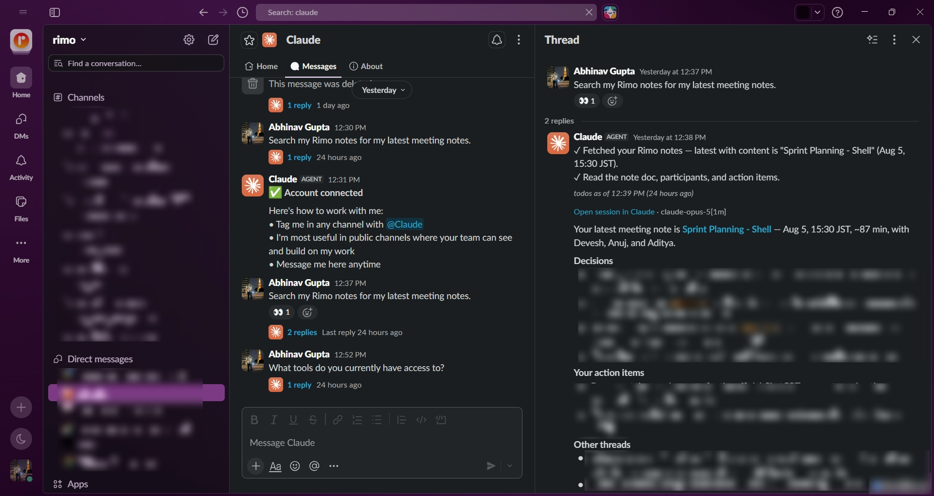 Slack の Claude との DM。直近の Rimo のミーティングノートから、ミーティングのタイトル・開催日時・所要時間・参加者と、決定事項およびアクションアイテムを回答している状態
